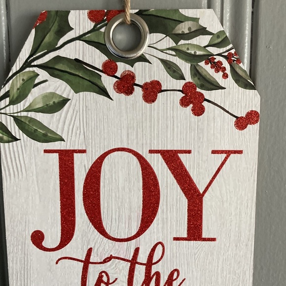 NWT Beautiful Glittered Joy To The World Wooden Holiday Gift Tag Decoration Sign - Picture 2 of 11